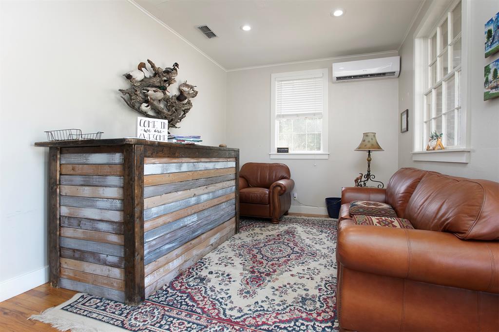 CITY OF TYLER - Commercial Sale