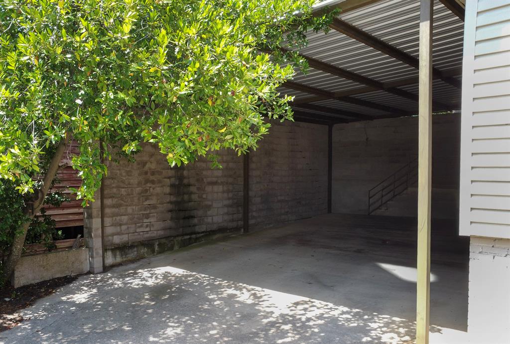 CITY OF TYLER - Commercial Sale