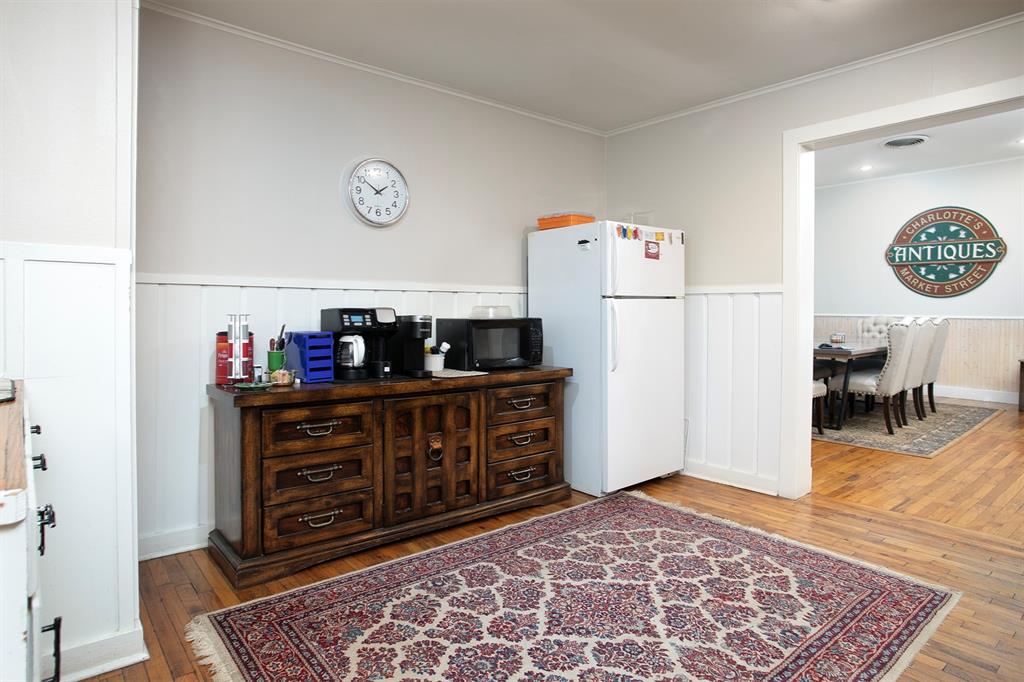 CITY OF TYLER - Commercial Sale