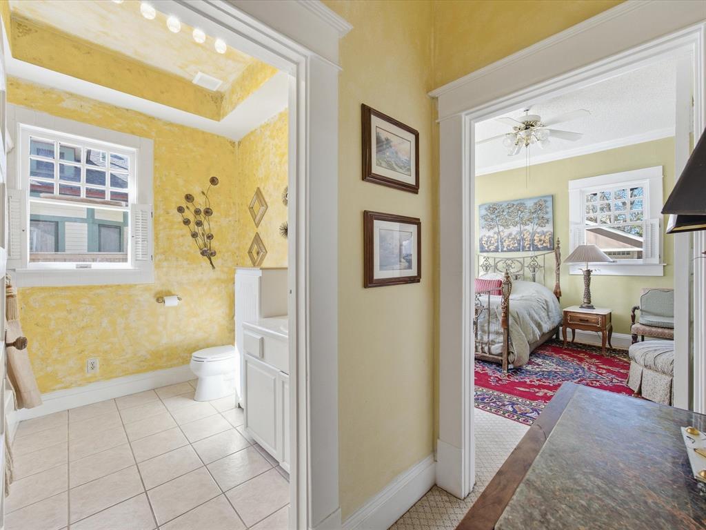 Holmes - Residential