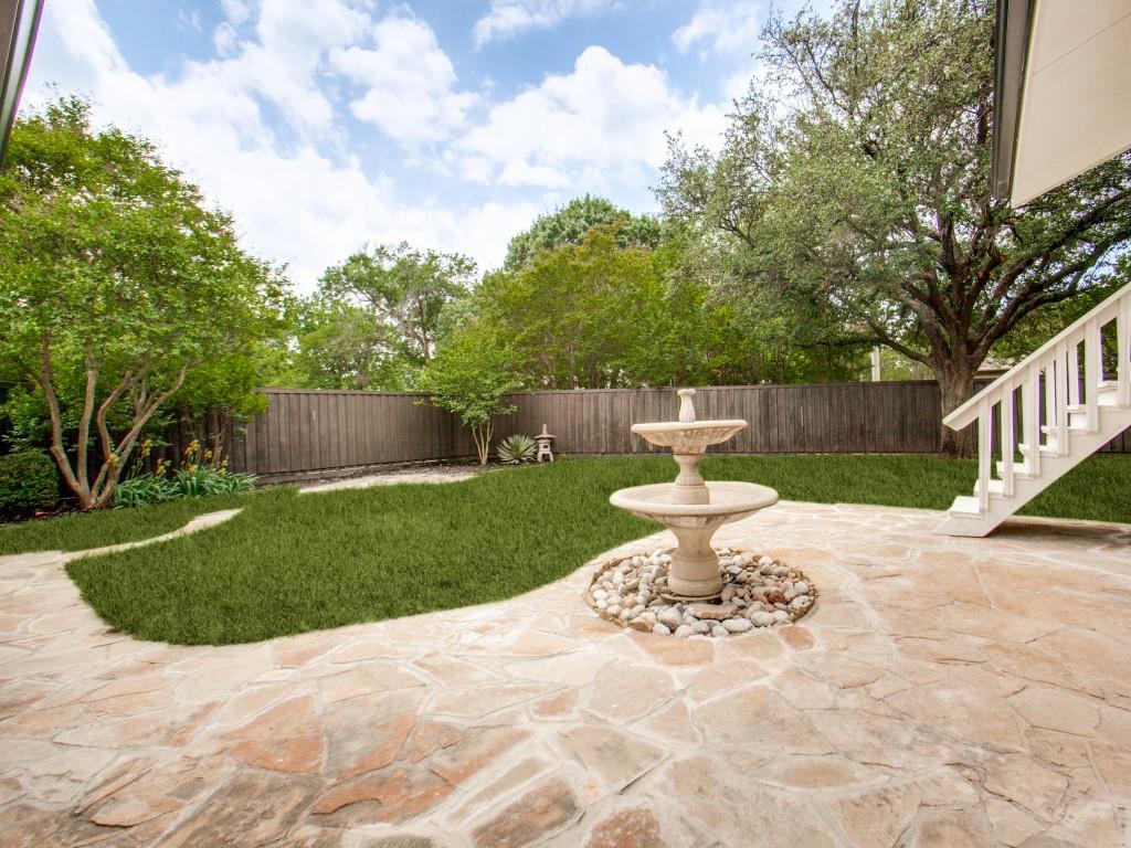 6810 Town Bluff Drive