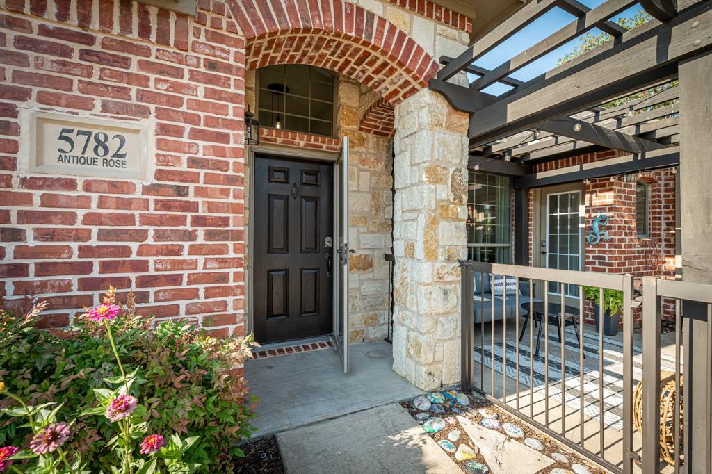 5782 Antique Rose Trail