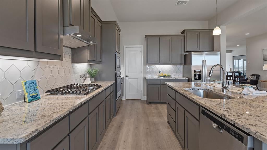3688 ROLLING MEADOWS Drive