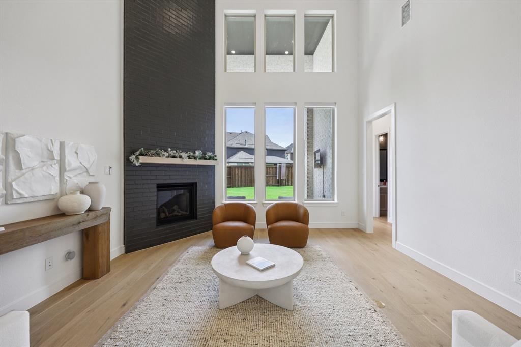 3870 Verona Street