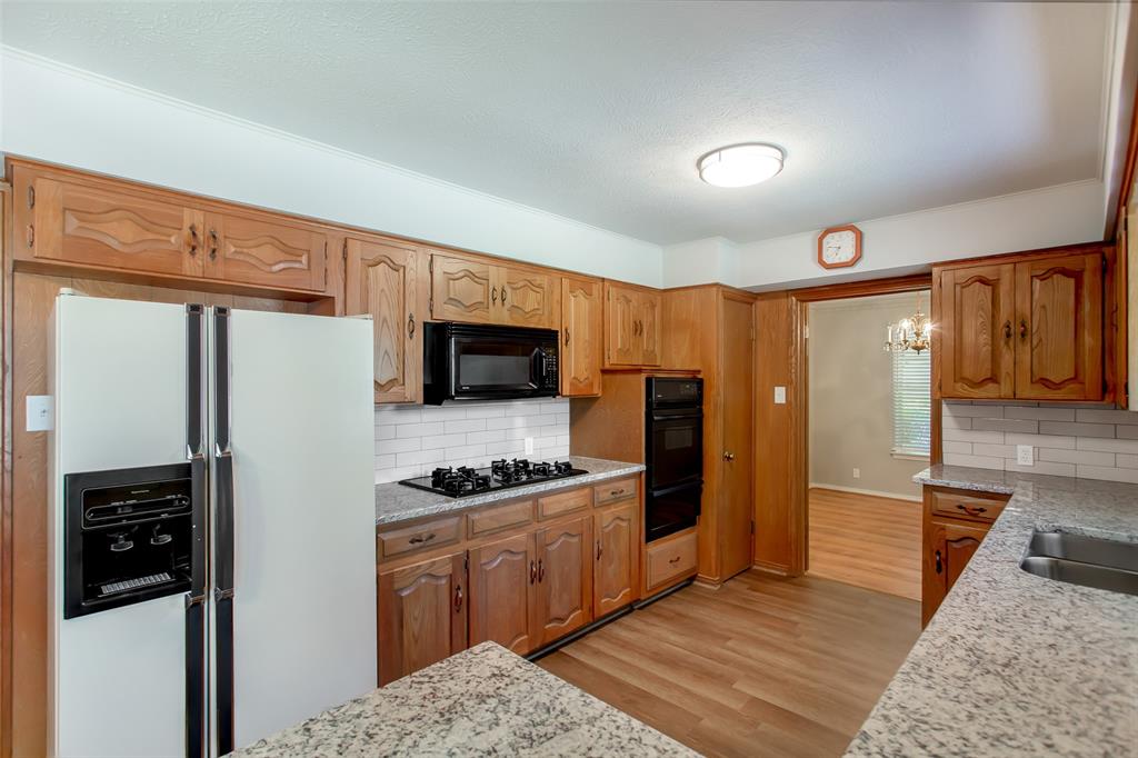 Caruth Meadows - Residential Lease