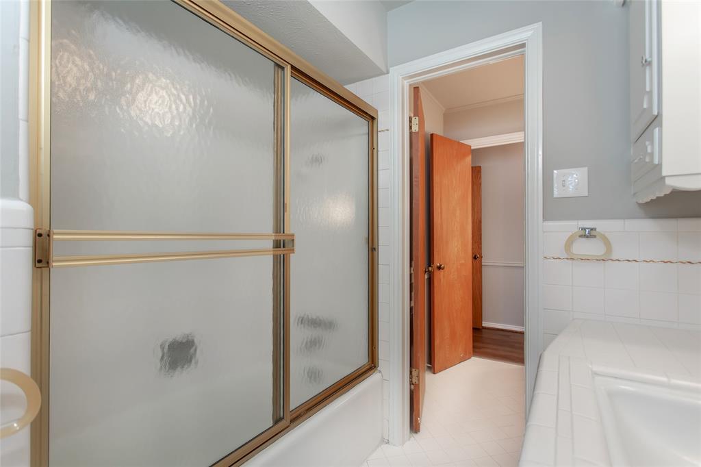 Caruth Meadows - Residential Lease