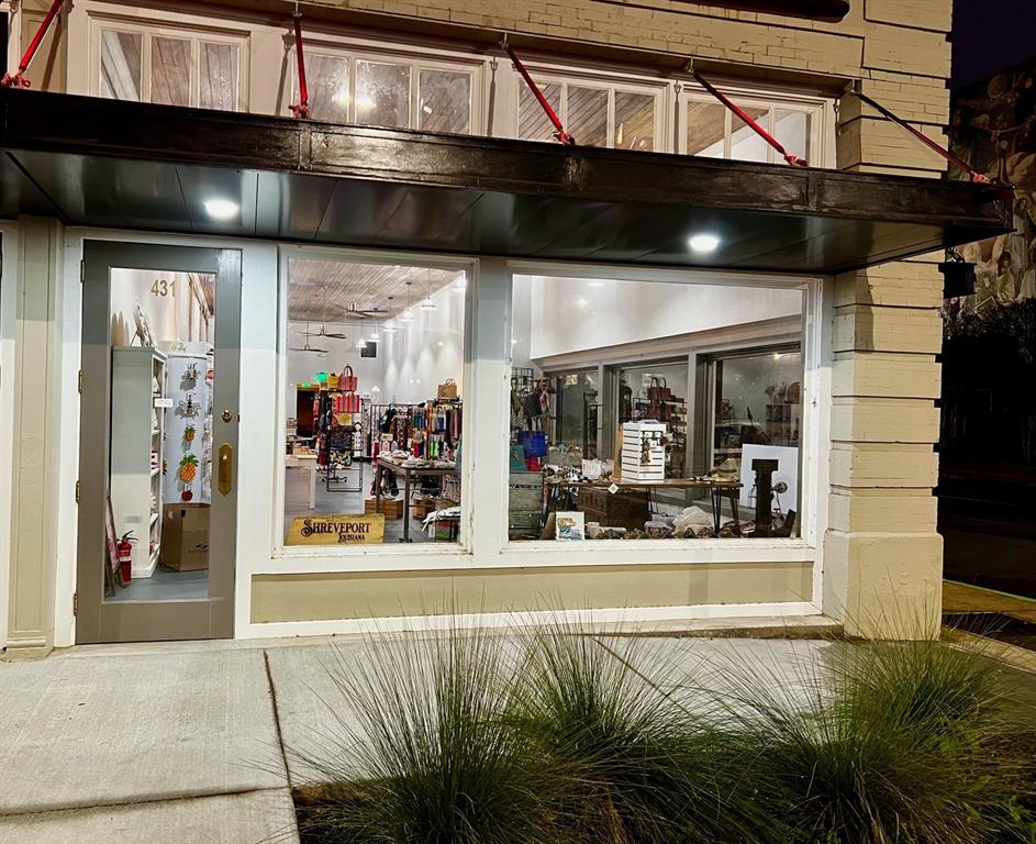 Downtown - Commercial Lease