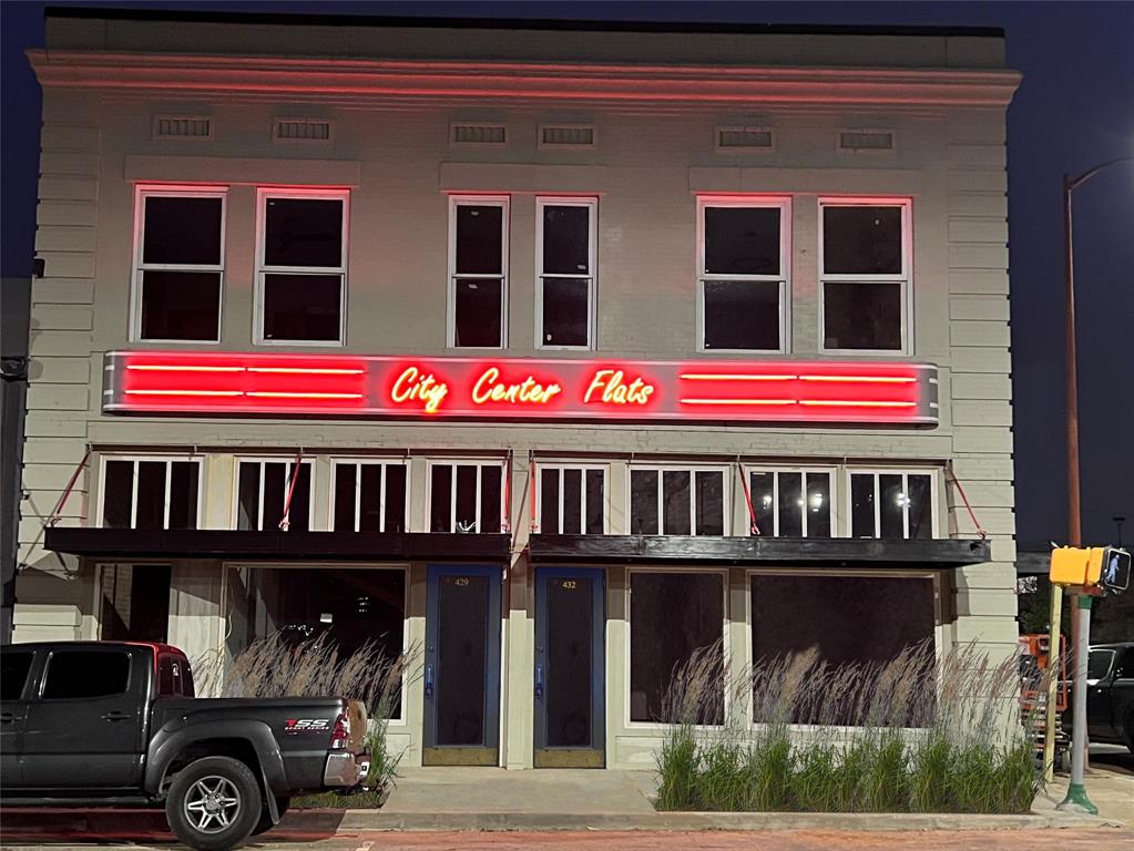 Downtown - Commercial Lease