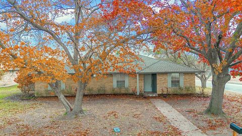 A home in DeSoto