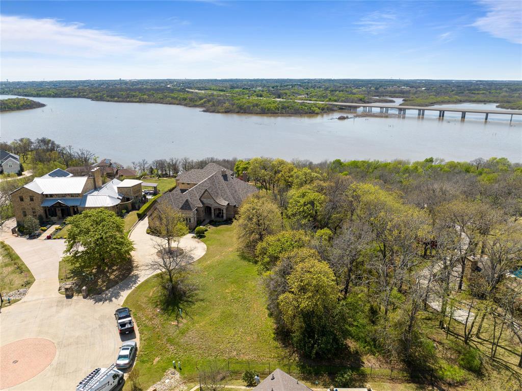 3805 Lake Cove Court