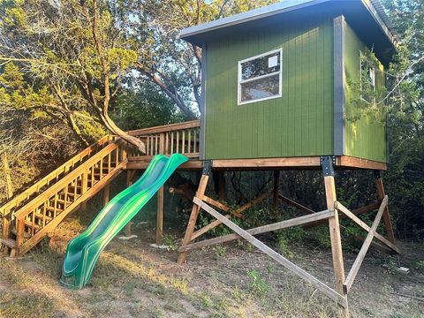 A home in Glen Rose