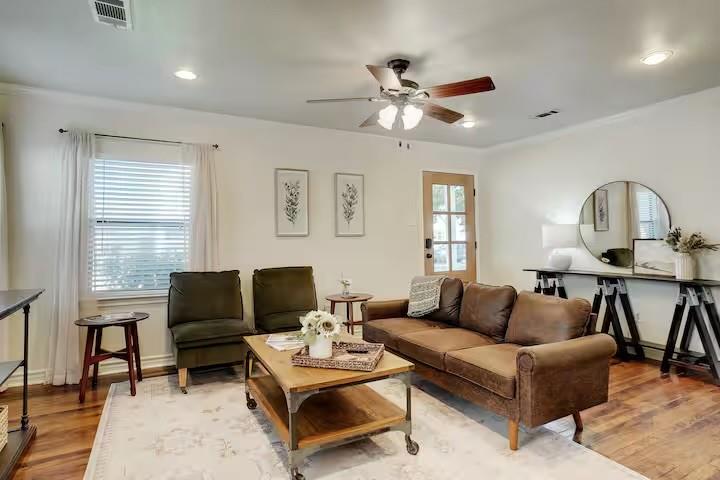 2801 W Bewick Street