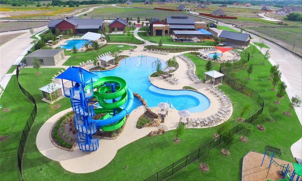 Heartland Townhomes - Residential