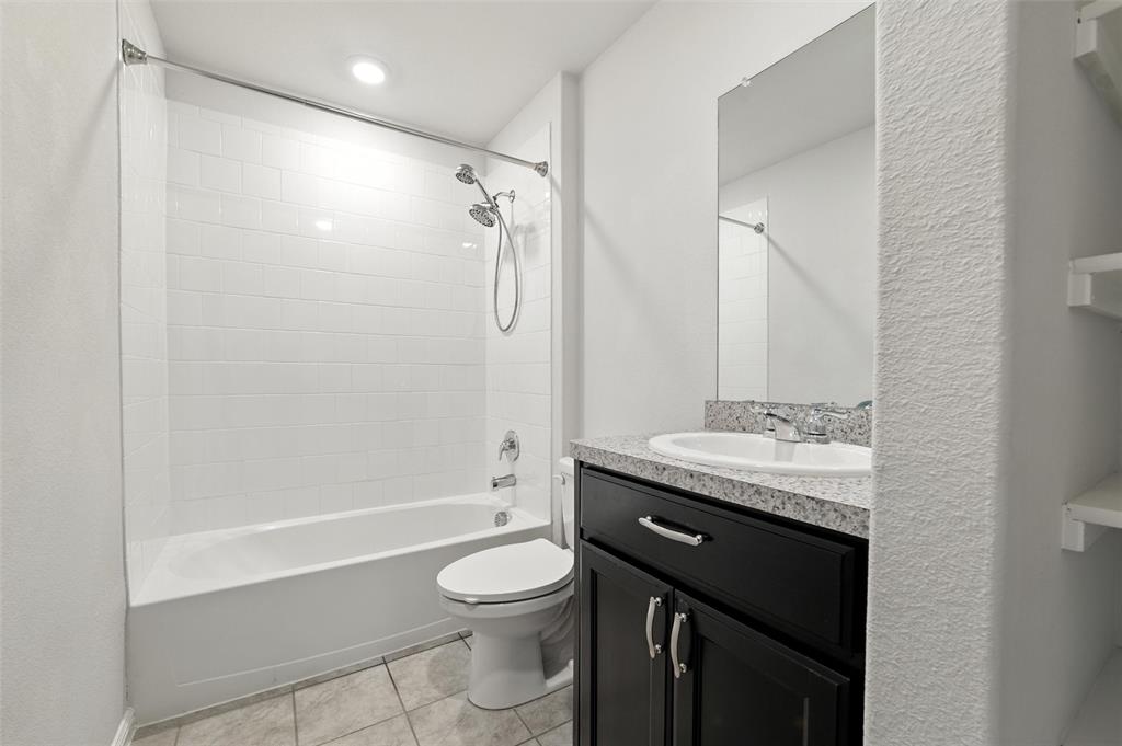 Liberty Trls Ph 3 - Residential Lease