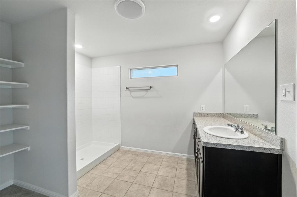 Liberty Trls Ph 3 - Residential Lease