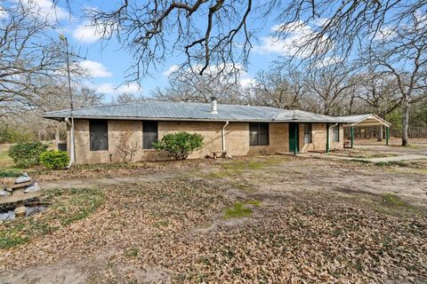 A home in Corsicana