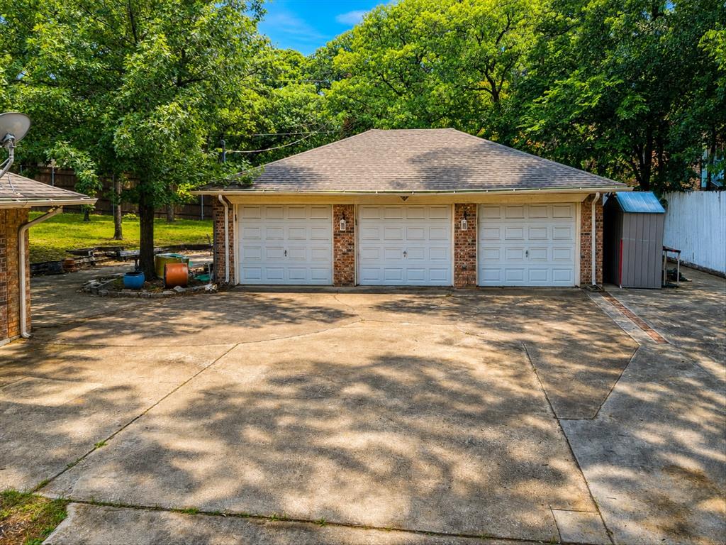 7312 Windswept Trail