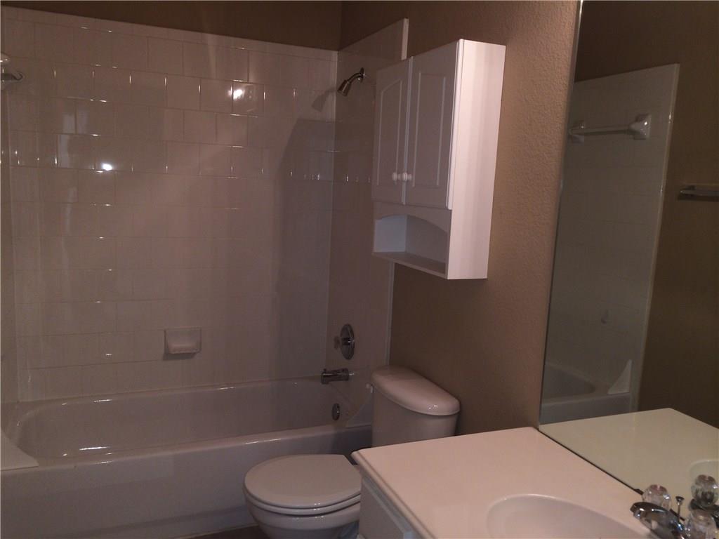 Lakes Of Preston Vineyards Villages #5 The - Residential Lease