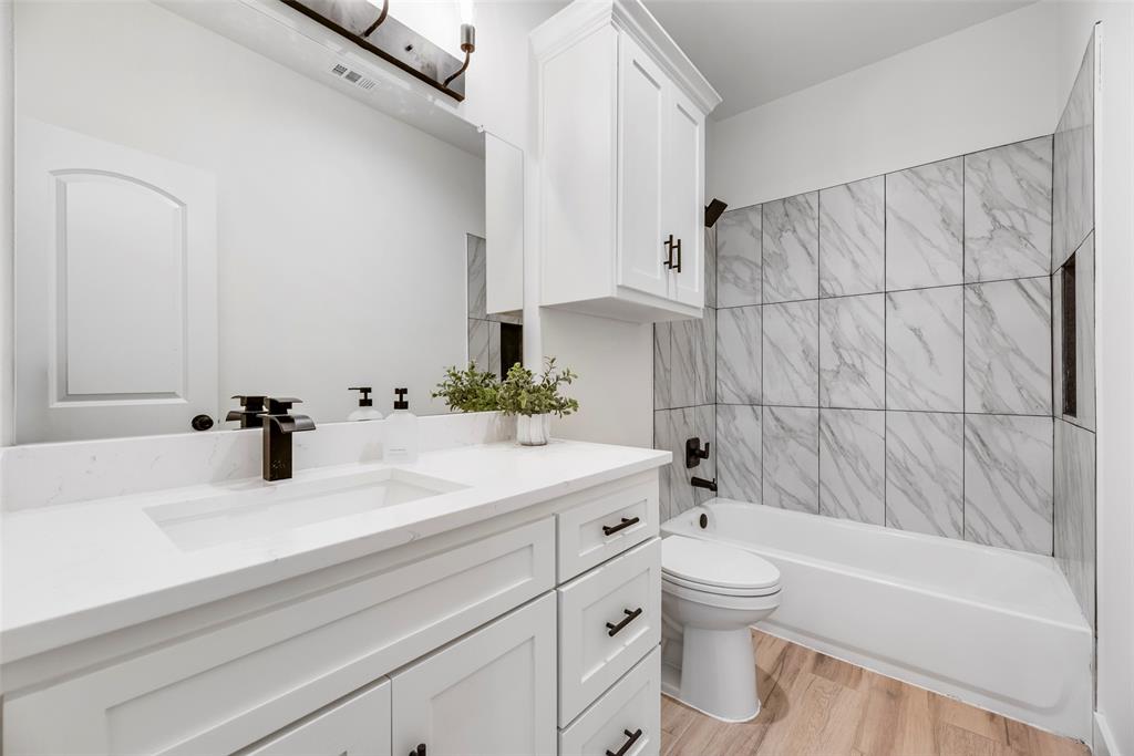 Whispering Oaks - Residential