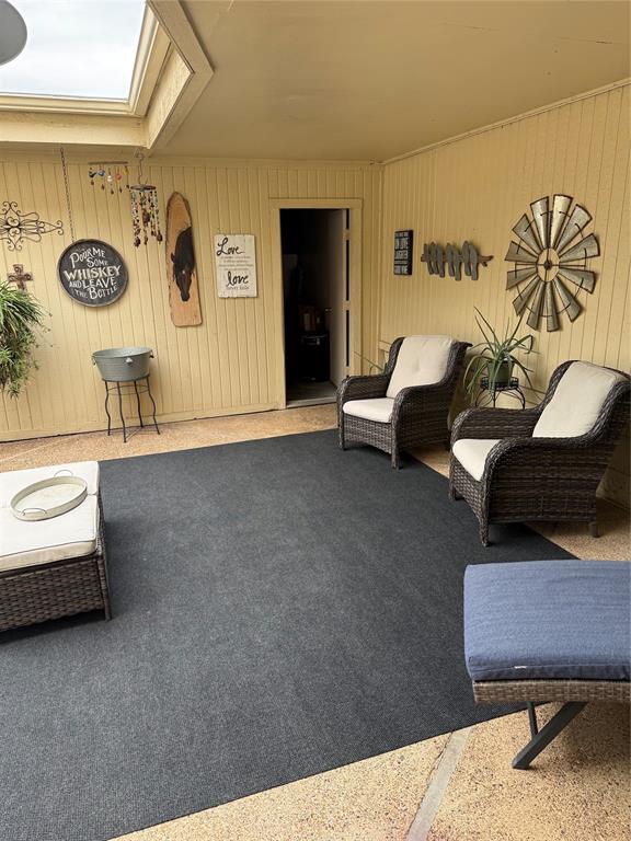 Oak Shadows Twnhms - Residential