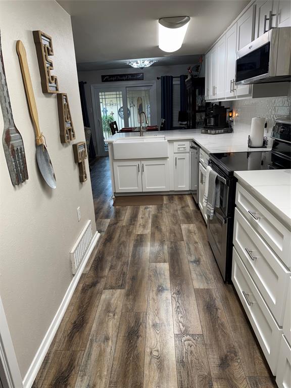 Oak Shadows Twnhms - Residential