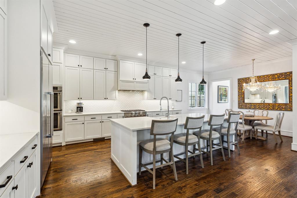 Country Club Estates - Residential Lease