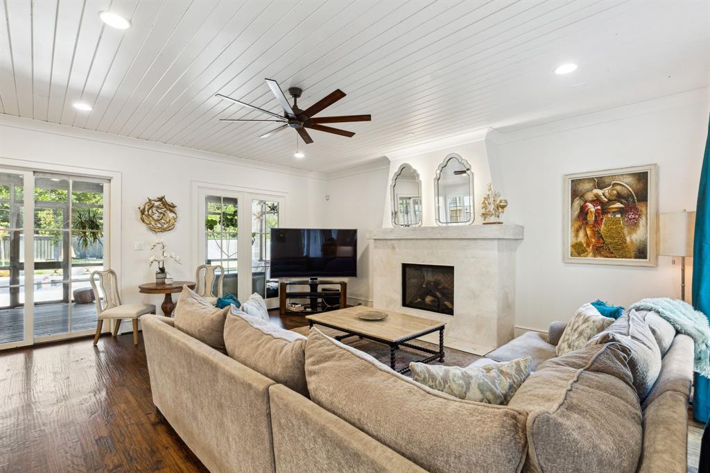 Country Club Estates - Residential Lease