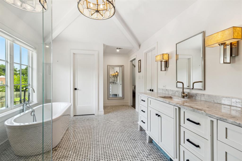 Country Club Estates - Residential Lease