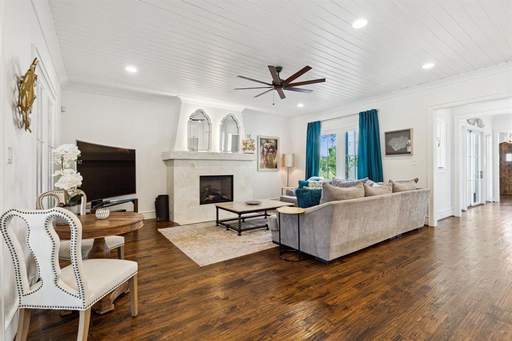 Country Club Estates - Residential Lease