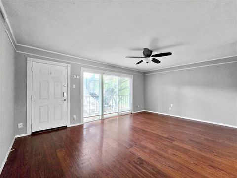 6620 Eastridge Drive 219 Dallas TX 75231