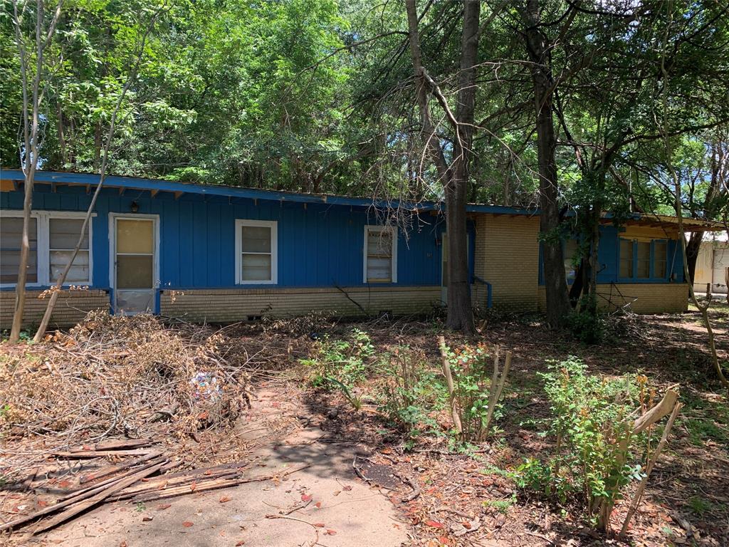 501 Rose Garden Circle