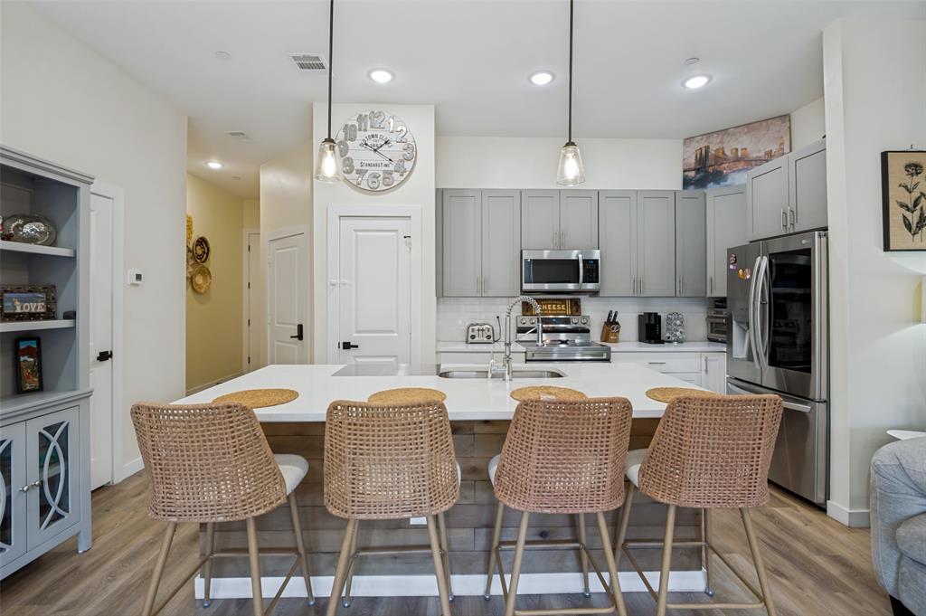1000 17th Street