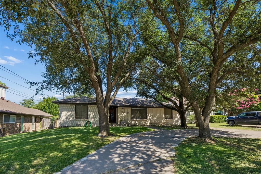 8011 Eagle Trail