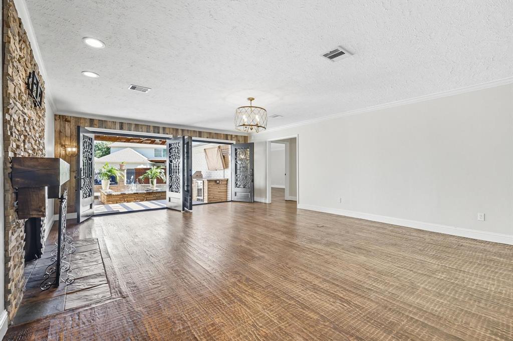 Hackberry Creek Estates - Residential