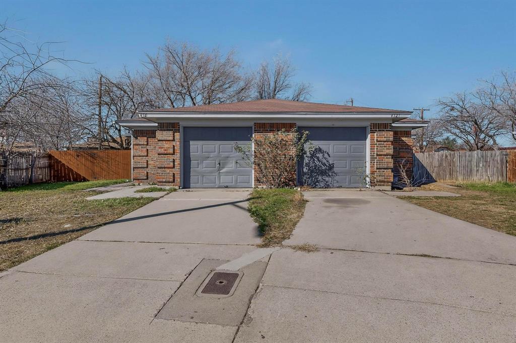 4517 & 4521 Ebbtide Court