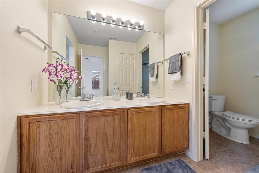 Stoneleigh Place Add - Residential