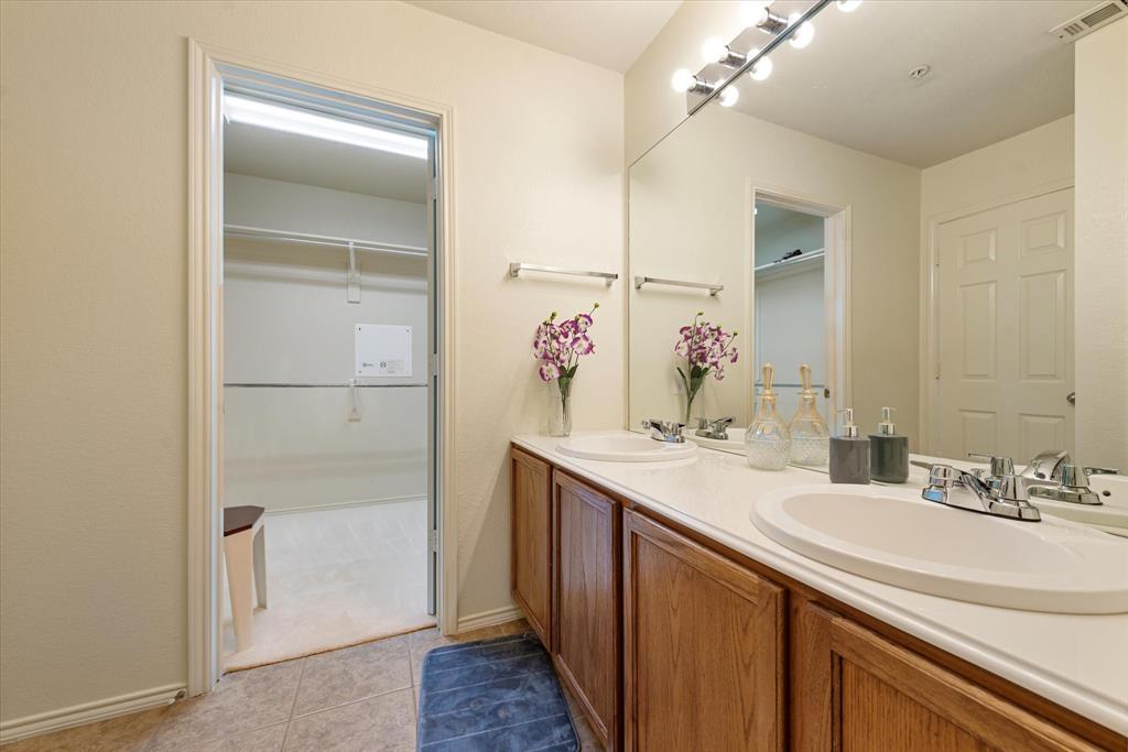 Stoneleigh Place Add - Residential