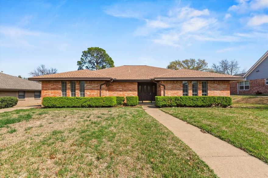 Welcome home! SO much potential in this well established neighborhood in North Arlington! Easy access to interstate and tollway, just minutes from Arlington's entertainment district, and only 20 mins to downtown fort worth, and 30 mins to downtown Dallas! Centrally located for those that need access to all that DFW has to offer! This spacious 3 bedroom, 2 bath home is ready for a new owner to make it their own! Flooring has been updated throughout! Lot size is almost a quarter acre! Priced to sell!