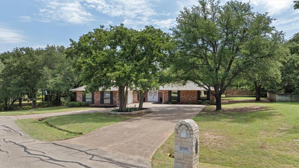 8509 Linden Court