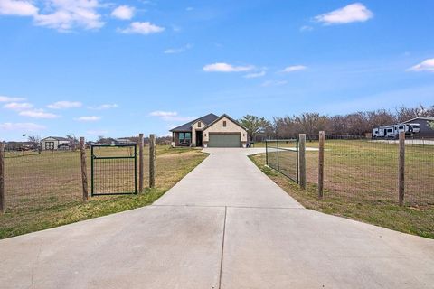 Photo of 2541 Emerald Forest Drive, Burleson, TX 76028 (MLS # 21195556)