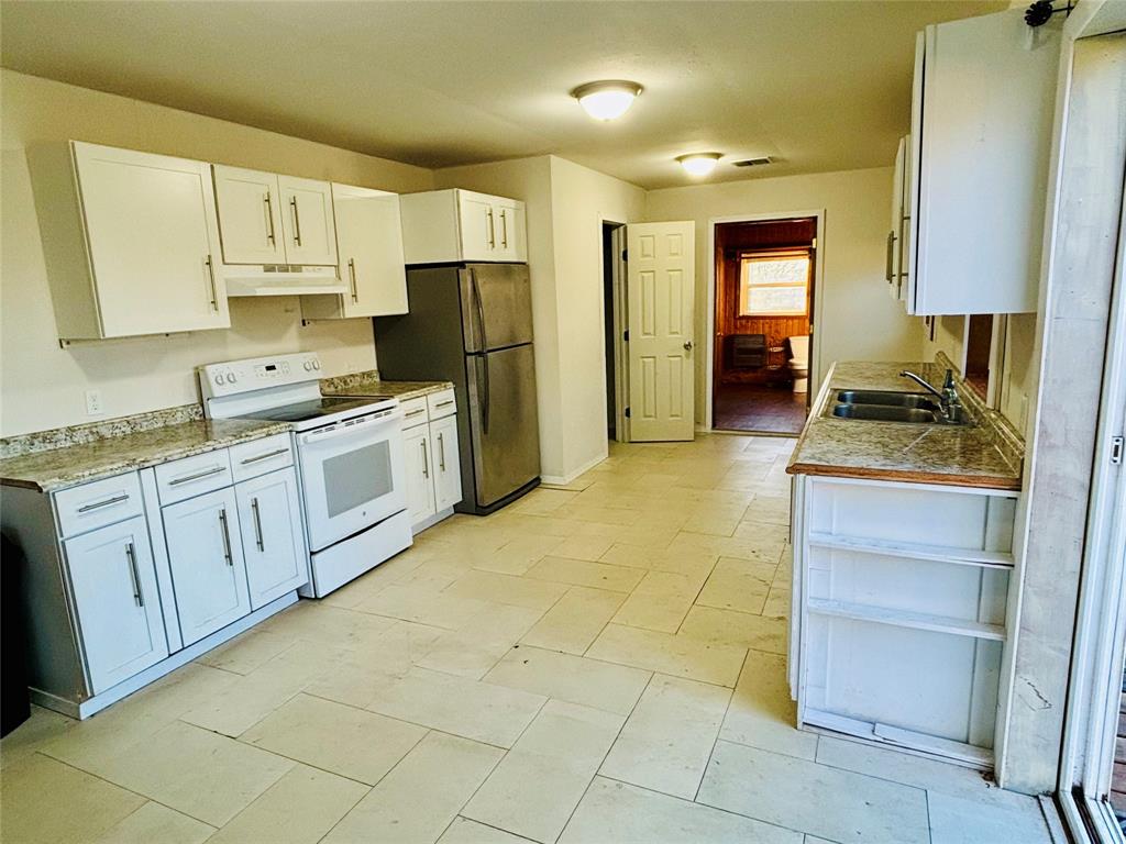 Tap & Brasoria Railway Company - Residential Lease