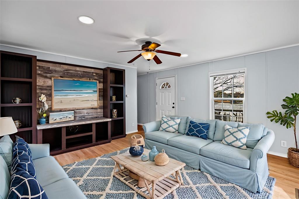 814 Brazos Harbor Circle