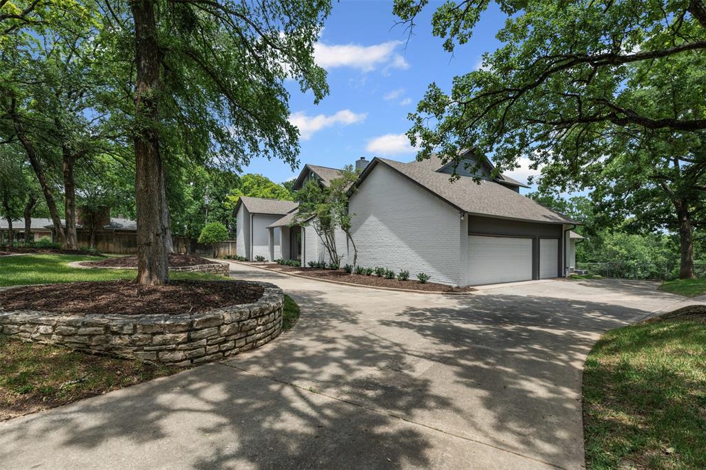 2109 Greta Lane