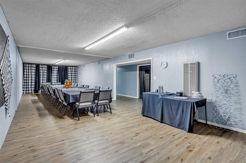 Original Cleburn - Commercial Sale