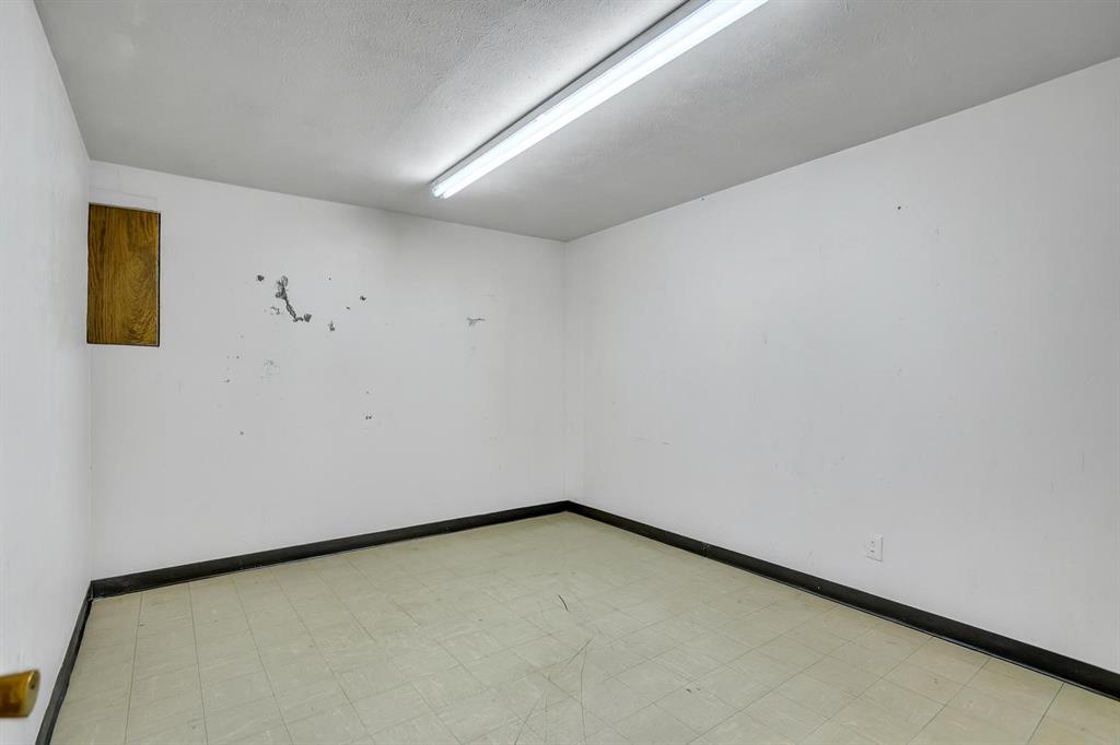 Original Cleburn - Commercial Sale