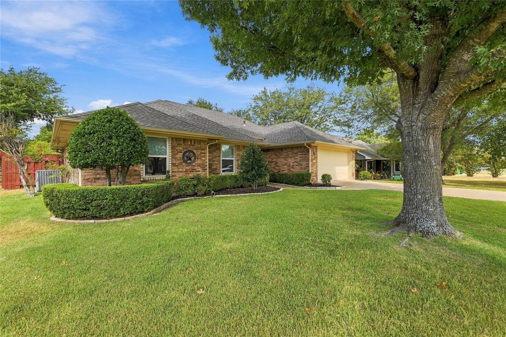 120 Country Drive