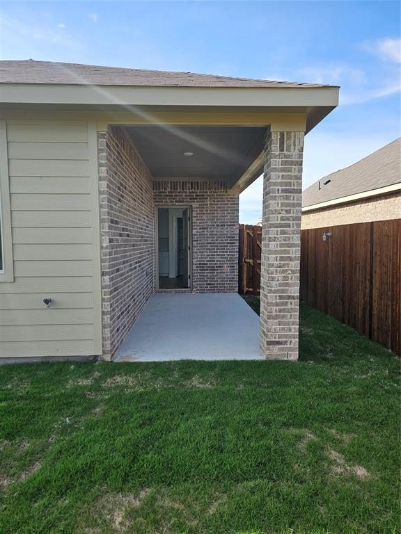 Trinity Crossing Phase 2 - Residential Lease