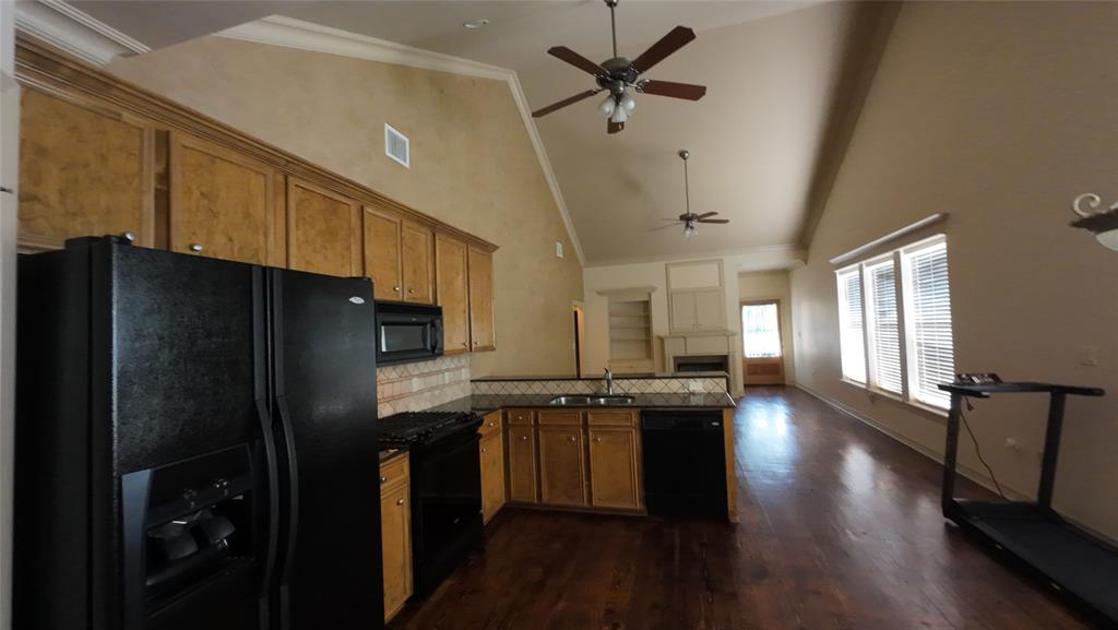 Villas At Stockwell Sub - Residential Lease