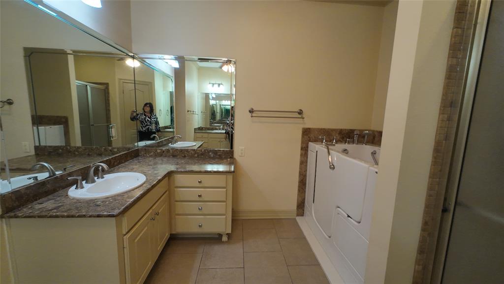 Villas At Stockwell Sub - Residential Lease