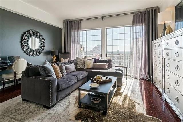 Renaissance On Turtle Creek Condo - Residential Lease